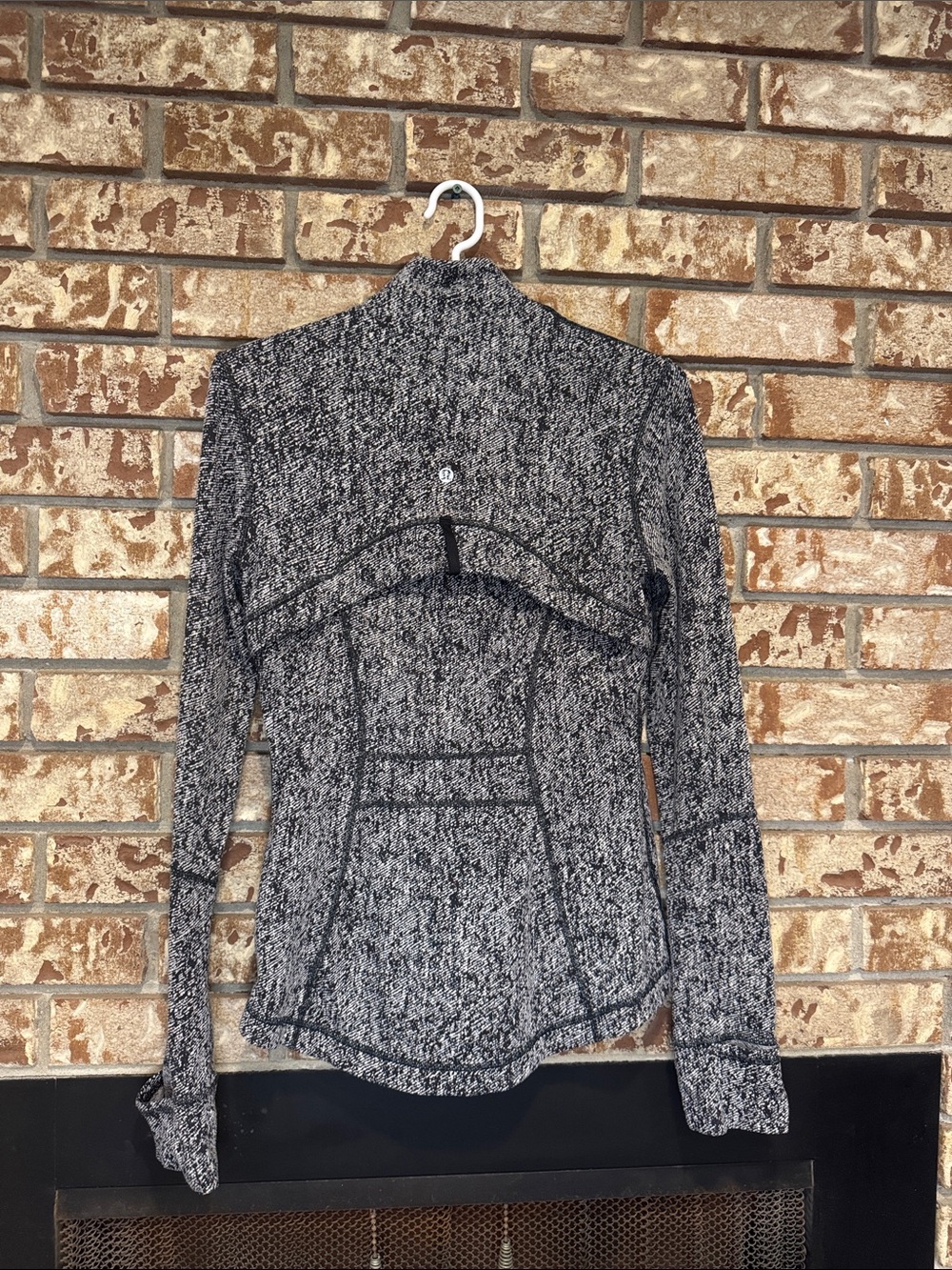 Lululemon Define Jacket - Picture 4 of 5